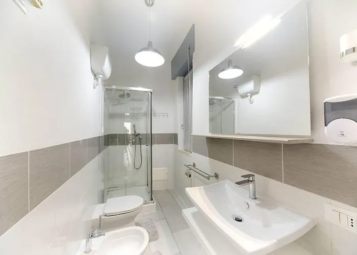 Helichrysum Hospitality Ampio Trilocale Al Centro Di Olbia *