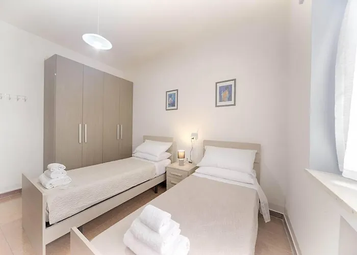 Helichrysum Hospitality Ampio Trilocale Al Centro Di Olbia Olbia