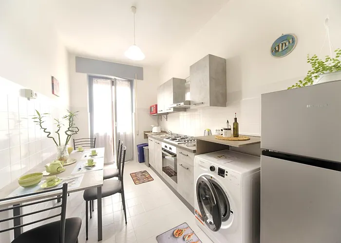 Helichrysum Hospitality Ampio Trilocale Al Centro Di Olbia Apartman *