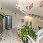 Helichrysum Hospitality Ampio Trilocale Di 85mq Nel Centro Storico Di