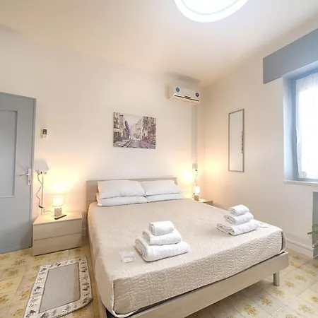 Helichrysum Hospitality 85mq Relax Nel Centro Di شقة أولبيا