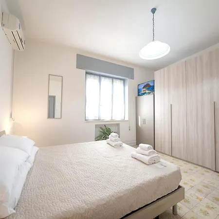 Helichrysum Hospitality 85mq Relax Nel Centro Di شقة أولبيا
