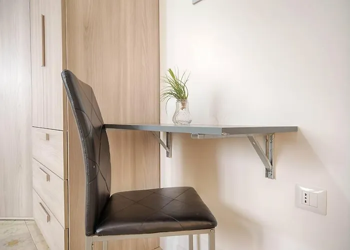Helichrysum Hospitality Ampio Trilocale Di 85mq Nel Centro Storico Di アパート *