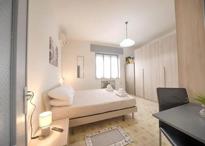 Helichrysum Hospitality Ampio Trilocale Di 85mq Nel Centro Storico Di * オルビア